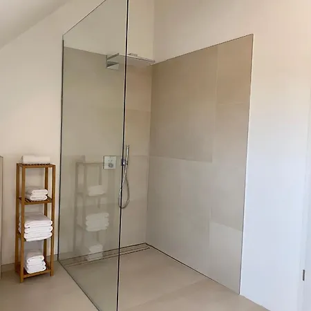 100 Qm Sonnendurchflutetes Loft, Sonnenbalkon