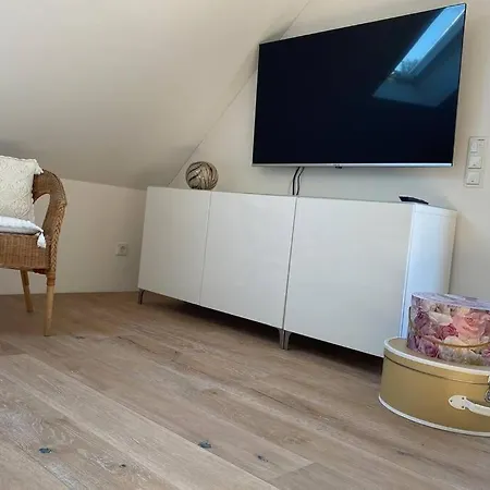 100 Qm Sonnendurchflutetes Loft, Sonnenbalkon Apartment