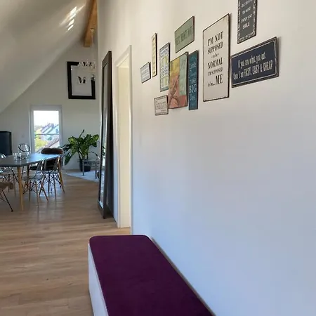 Apartment 100 Qm Sonnendurchflutetes Loft, Sonnenbalkon